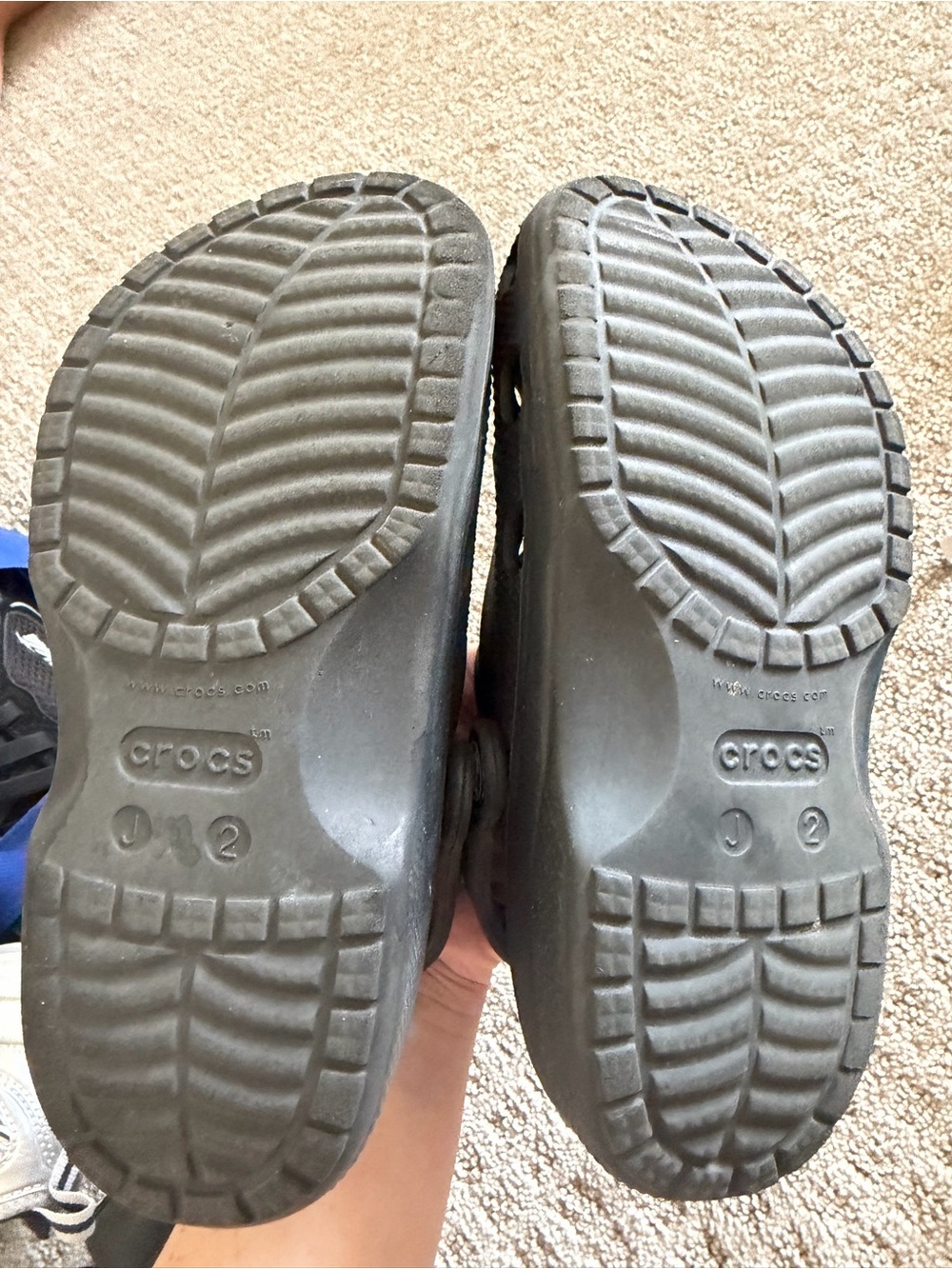 Kids CROCS Sz 2 - Picture 4 of 4